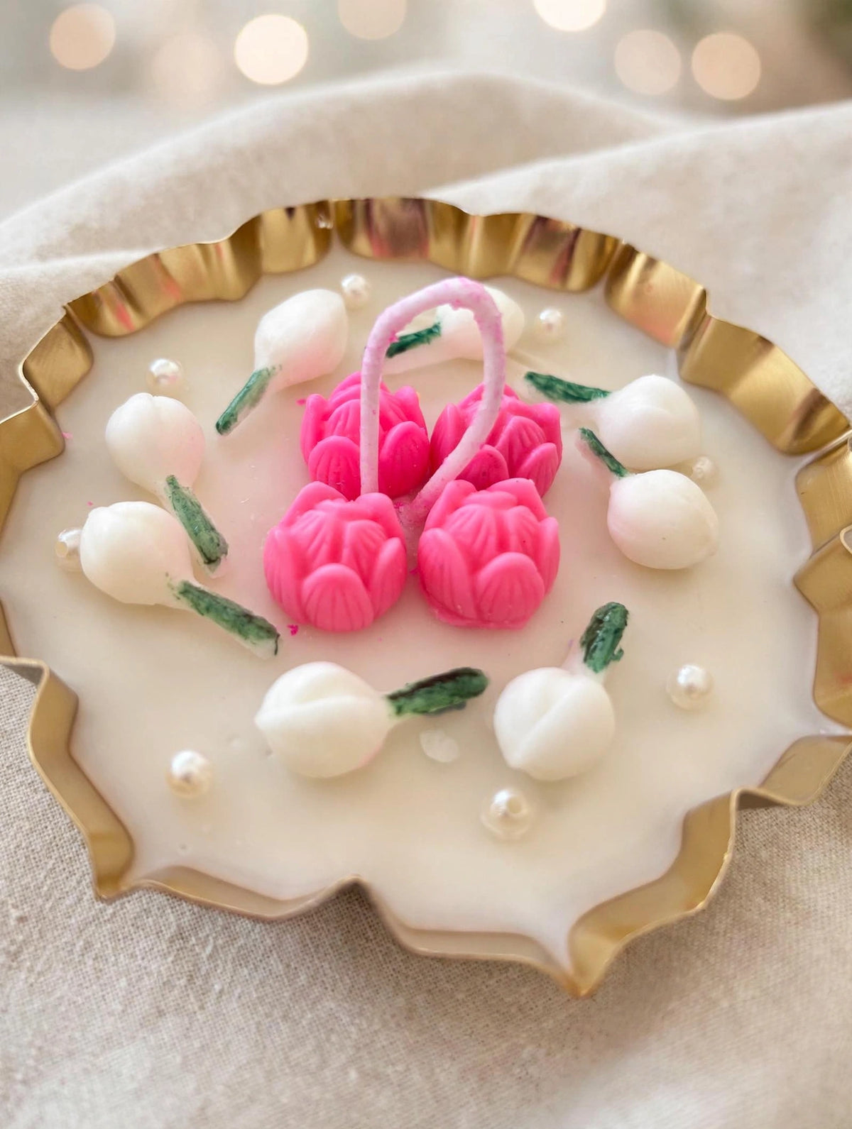Urli Candle- Lotus Bud & Mogra