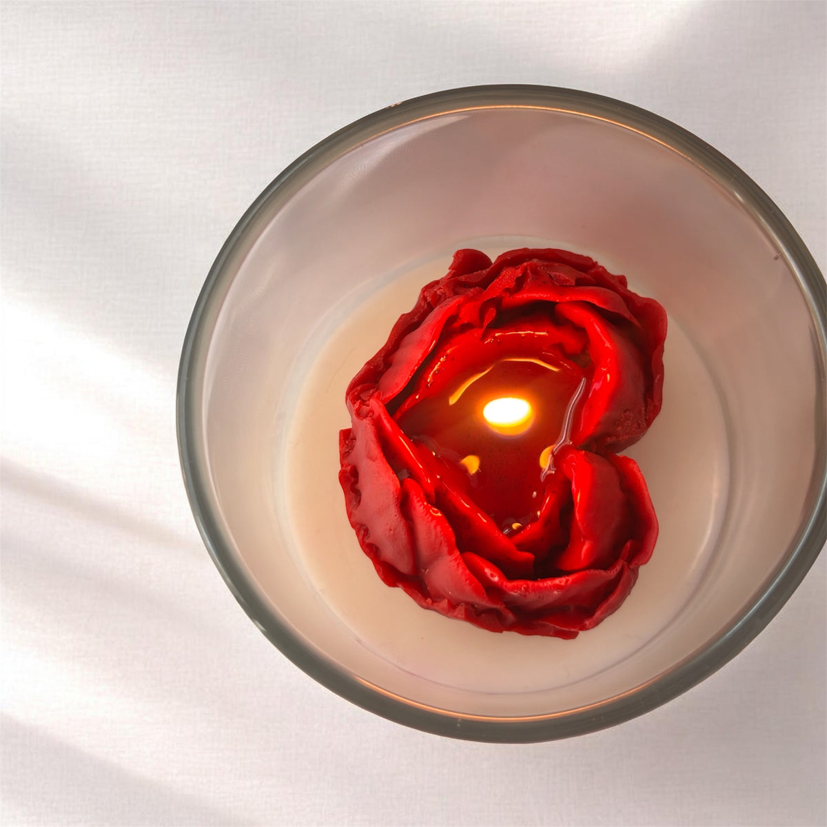 Red Heart Flower Jar Candle – Rose & Musk Fragrance
