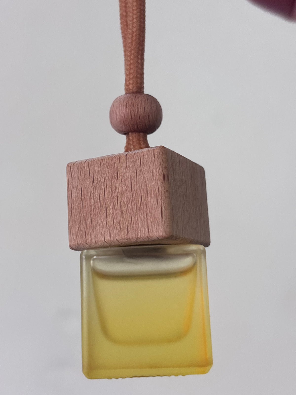 InKa Edge Bottle Car Diffuser – Velvet Oudh